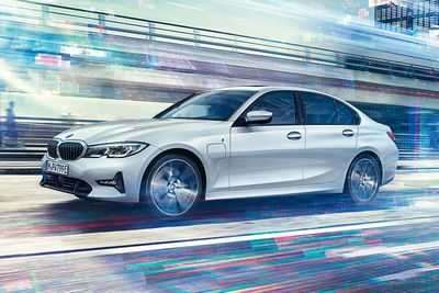 Новый седан BMW 330e теперь доступен в Сингапуре Новый седан BMW 330e теперь доступен в Сингапуре